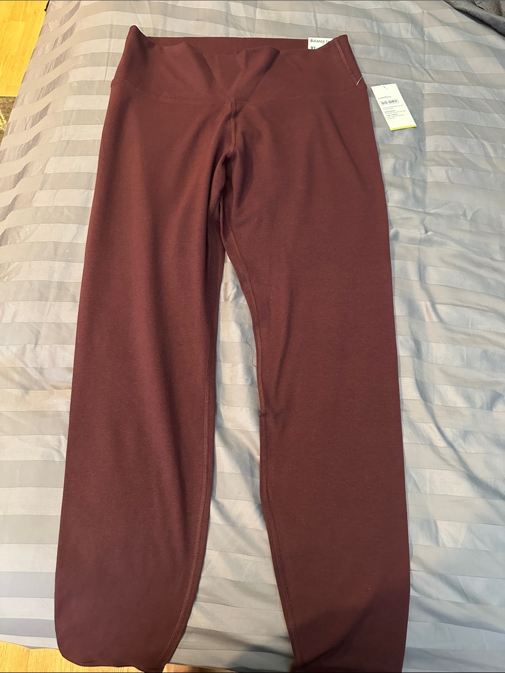 Old Navy Maroon Women's Stretch Leggings